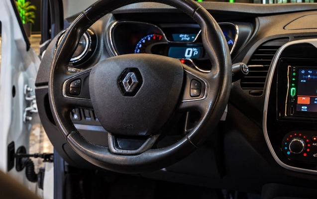 imagem-https://www.socarrao.com.br/sc-vehicle-images-prod/4374307/1792179595396-18_043905.jpg