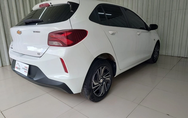 imagem-https://www.socarrao.com.br/sc-vehicle-images-prod/4374390/1792180071302-97761a4e9c484d70a154ee196e96bf81_1792180006303.jpg