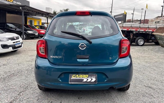imagem-https://www.socarrao.com.br/sc-vehicle-images-prod/4374407/1792180125555-8182875_8_B_c777aeca6c.jpeg