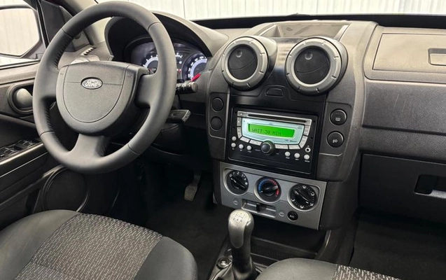 imagem-https://www.socarrao.com.br/sc-vehicle-images-prod/4374411/1792180128519-8535309_20_B_6e13287350.jpeg