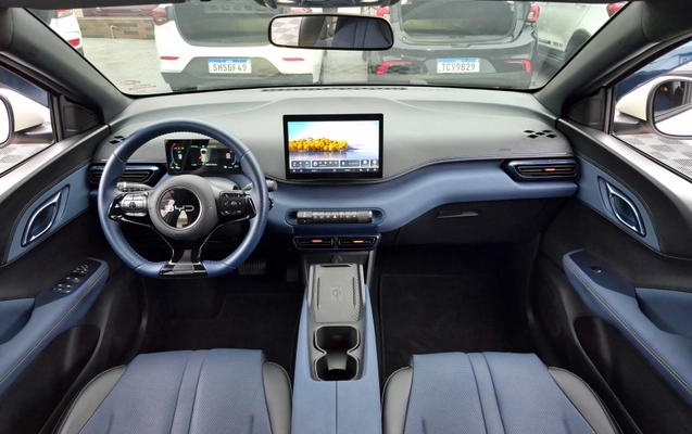 imagem-https://www.socarrao.com.br/sc-vehicle-images-prod/4374451/1792180176019-003_f90dd76bdd2a2a20cbd4b60b337ecf38.jpg