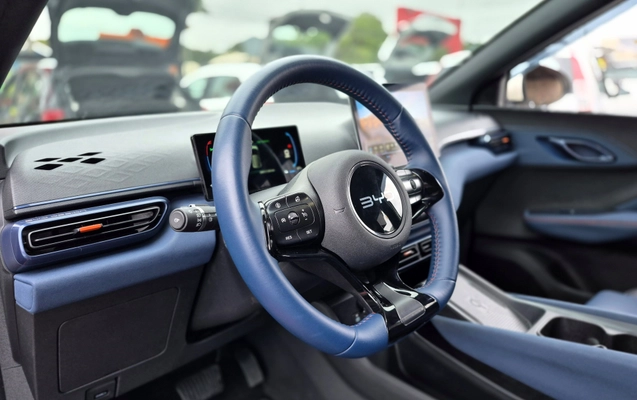 imagem-https://www.socarrao.com.br/sc-vehicle-images-prod/4374451/1792180176029-003_ca907363263faed5e6abb3ea68e5d471.jpg