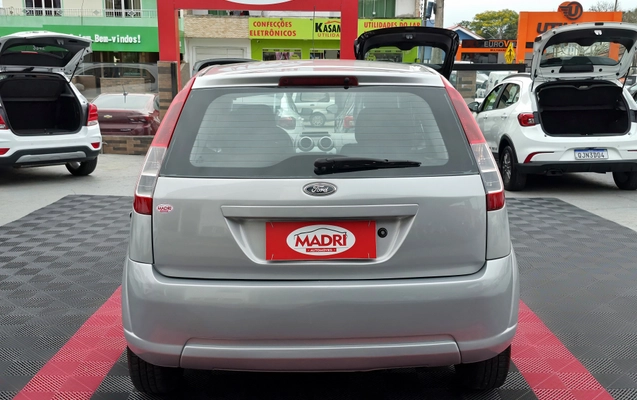 imagem-https://www.socarrao.com.br/sc-vehicle-images-prod/4374483/1792180267474-003_7b9430a50a5900d8601b9fd3445898a8.jpg