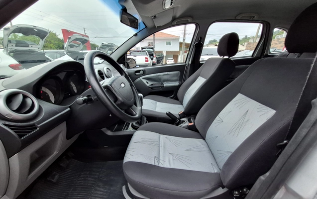 imagem-https://www.socarrao.com.br/sc-vehicle-images-prod/4374483/1792180267477-003_6320d1c787252c0017df98370243e71e.jpg