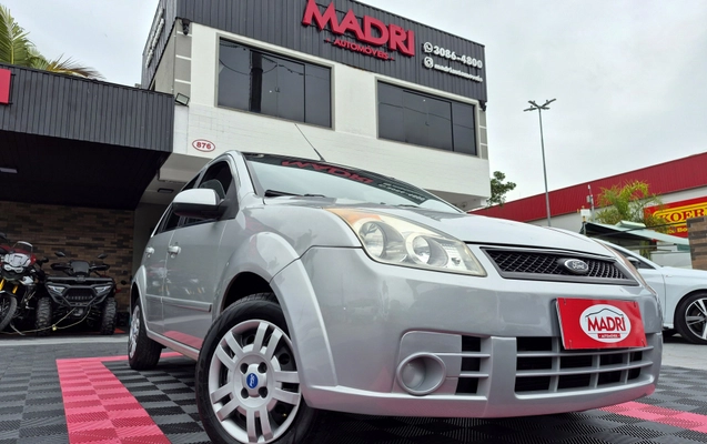 imagem-https://www.socarrao.com.br/sc-vehicle-images-prod/4374483/1792180267499-003_0b5e899d59cbf5f1f3c6ea39cdacc4c5.jpg