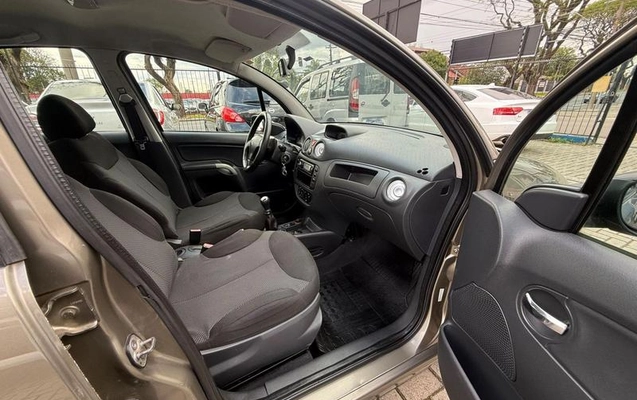 imagem-https://www.socarrao.com.br/sc-vehicle-images-prod/4374563/1792180524195-8560367_9_B_a474c854ad.jpeg