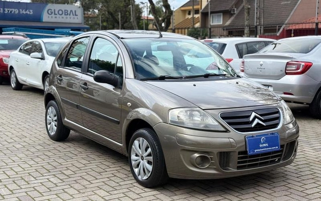 imagem-https://www.socarrao.com.br/sc-vehicle-images-prod/4374563/1792614037303-8560367_1_B_c877d34f24.jpeg