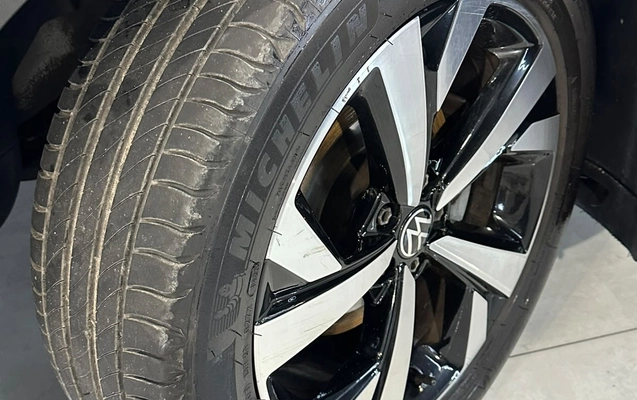 imagem-https://www.socarrao.com.br/sc-vehicle-images-prod/4374630/1792180613606-003_53e54cf25f5acec3d53f358ff77cb5c4.jpg