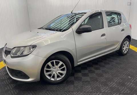 Renault Sandero 2018 Prata — foto 1 de 3