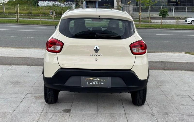 imagem-https://www.socarrao.com.br/sc-vehicle-images-prod/4374689/1792180861216-8577032_1_B_7faf036d0f.jpeg