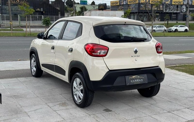 imagem-https://www.socarrao.com.br/sc-vehicle-images-prod/4374689/1792180861220-8577032_7_B_9bfc688151.jpeg