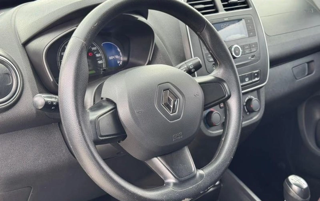 imagem-https://www.socarrao.com.br/sc-vehicle-images-prod/4374689/1792180861237-8577032_10_B_f7c896e066.jpeg