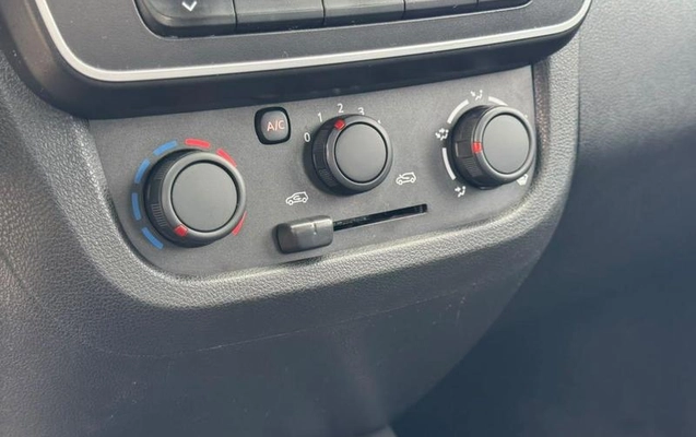 imagem-https://www.socarrao.com.br/sc-vehicle-images-prod/4374689/1792180861250-8577032_12_B_7d2f7b6970.jpeg