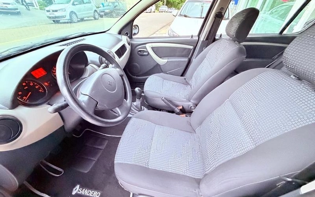 imagem-https://www.socarrao.com.br/sc-vehicle-images-prod/4374771/1792775485600-8486538_7_B_c83d291572.jpeg