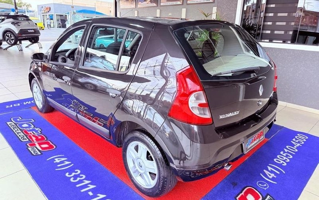 imagem-https://www.socarrao.com.br/sc-vehicle-images-prod/4374771/1792775485614-8486538_10_B_b28ffaba6a.jpeg