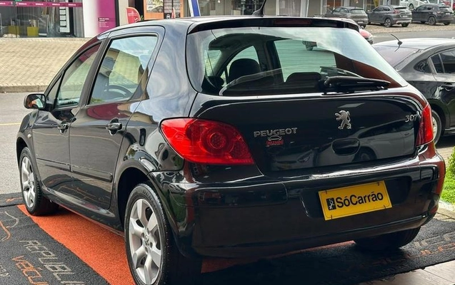 imagem-https://www.socarrao.com.br/sc-vehicle-images-prod/4374857/1792181201051-8578835_3_B_4b14961b69.jpeg