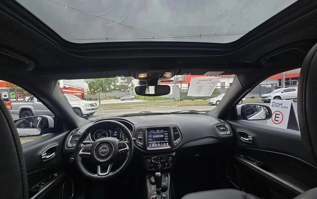 imagem-https://www.socarrao.com.br/sc-vehicle-images-prod/4374873/1792696863583-8573562_13_B_28802acb6d.jpeg