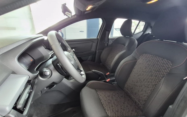 imagem-https://www.socarrao.com.br/sc-vehicle-images-prod/4374876/1792181389925-vehicle_image_1792081831_82a20a08faee5f4efed3eb875cd873ed.jpeg