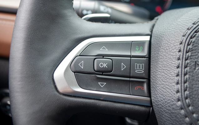 imagem-https://www.socarrao.com.br/sc-vehicle-images-prod/4374878/1792181399409-7c1018fa97dc404c86ba4900cab932eb_1792181106335.jpg