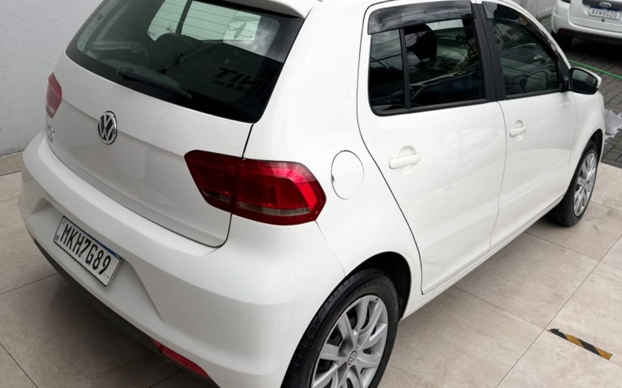 imagem-https://www.socarrao.com.br/sc-vehicle-images-prod/4374993/1792181787414-V2hhdHNBcHAgSW1hZ2UgMjAyNi0xMC0xNiBhdCAxNi40Mi4wMSAoMikuanBlZw.jpeg