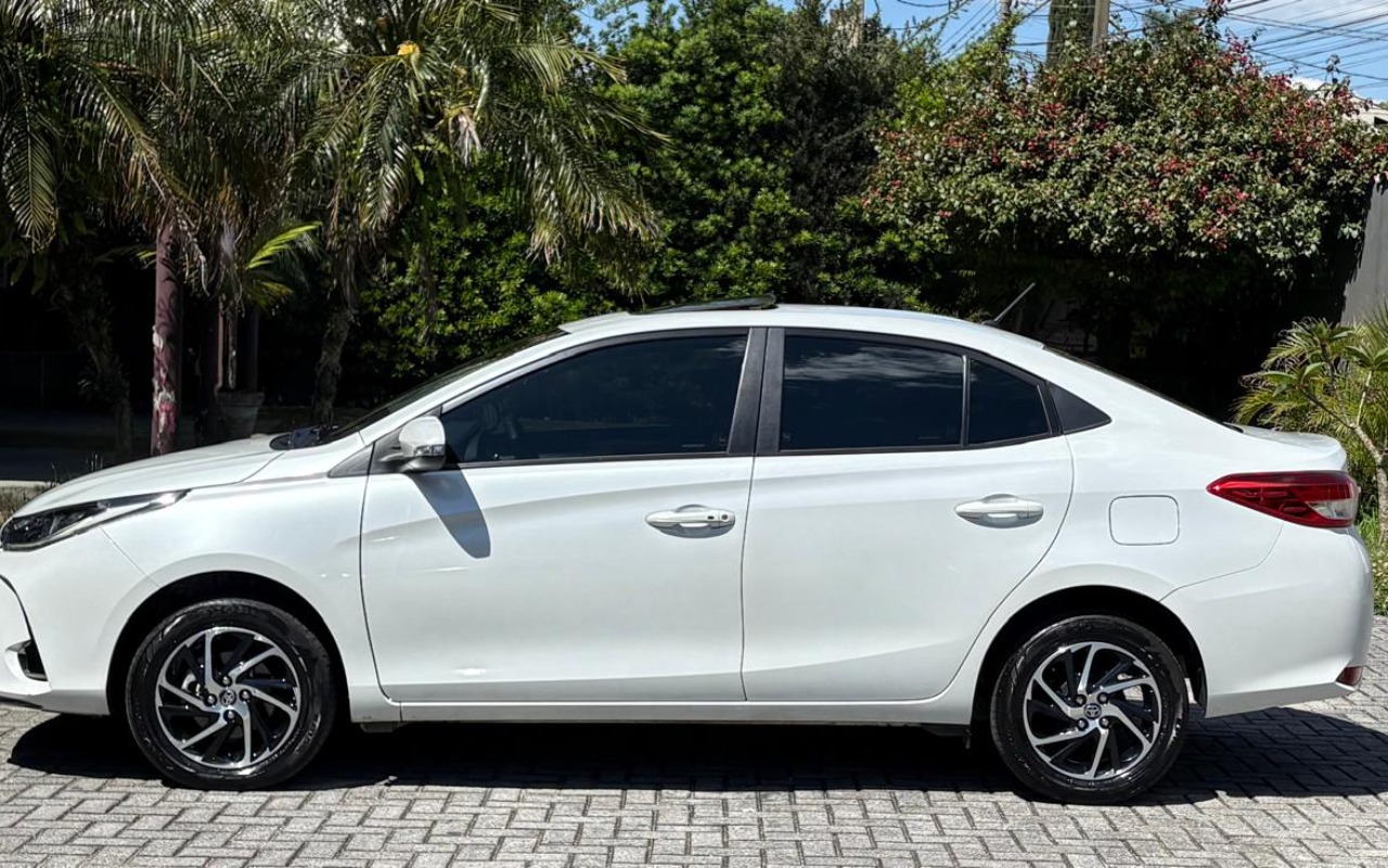 imagem-https://www.socarrao.com.br/sc-vehicle-images-prod/4375053/1792602096446-MDZkYTgzODEtNWI1OC00MWZlLWE0NTItNTgzODA4ODI1ZGRjLmpwZw.jpg