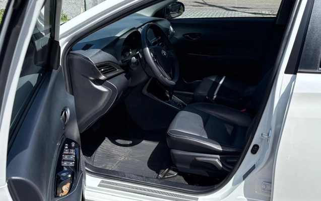 imagem-https://www.socarrao.com.br/sc-vehicle-images-prod/4375053/1792602096991-ZDY0ZWY5ZTUtNTlmZC00Nzg3LThkYzEtODNmZDU5OWI0ODc2LmpwZw.jpg