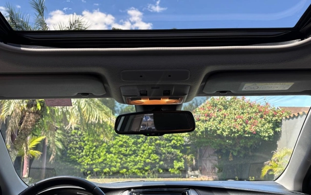 imagem-https://www.socarrao.com.br/sc-vehicle-images-prod/4375053/1792602097416-MzE2NDNhZTAtMzg5Ni00NThmLThmMjUtMTVlMWQ0Y2M2NzMyLmpwZw.jpg
