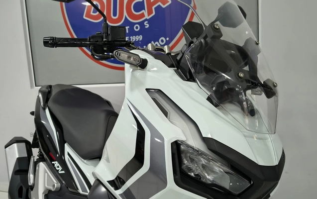 imagem-https://www.socarrao.com.br/sc-vehicle-images-prod/4375084/1792182430013-V2hhdHNBcHAgSW1hZ2UgMjAyNi0xMC0xNiBhdCAxNi4wMC4wMS5qcGVn.jpeg