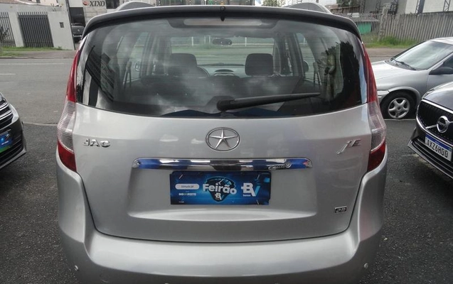 imagem-https://www.socarrao.com.br/sc-vehicle-images-prod/4375114/1792254212287-8579477_0_B_9a88fda045.jpeg