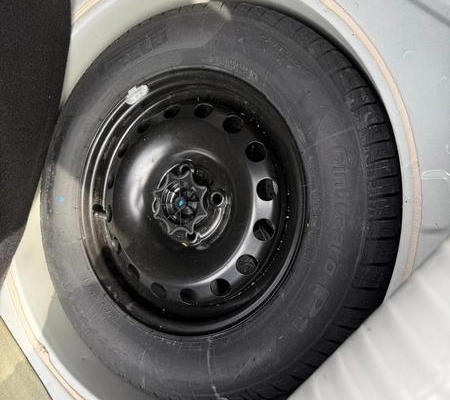 imagem-https://www.socarrao.com.br/sc-vehicle-images-prod/4375170/1792183391018-8579034_6_B_27ebb8522f.jpeg