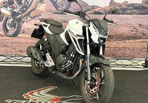 Yamaha FZ25 250 FAZER CONNECTED 2026 Branco — foto 1 de 3