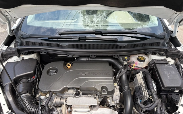imagem-https://www.socarrao.com.br/sc-vehicle-images-prod/4375234/1792183495845-003_264a8d5d83bf3fbbed006b6e06255922.jpg
