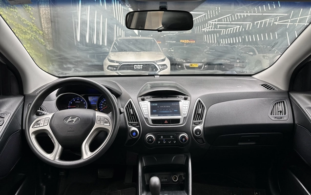 imagem-https://www.socarrao.com.br/sc-vehicle-images-prod/4375245/1792183519423-vehicle_image_1792183425_32f3fbefb7874054a93de871d711367e.jpeg