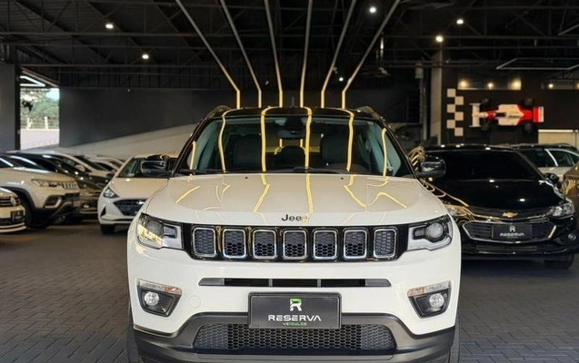 imagem-https://www.socarrao.com.br/sc-vehicle-images-prod/4375250/1792185534817-8571724_11_B_4499e3057e.jpeg