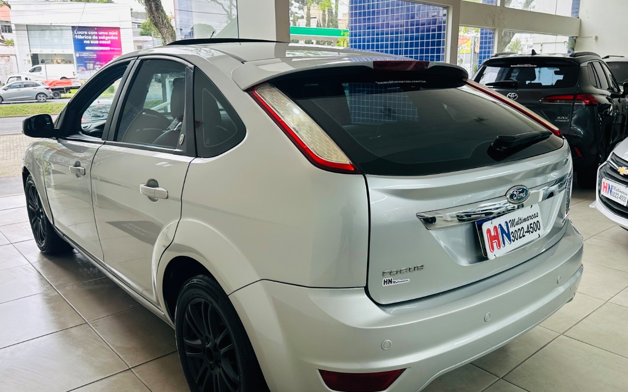imagem-https://www.socarrao.com.br/sc-vehicle-images-prod/4375251/1792682751163-MzJhLmpwZWc.jpeg