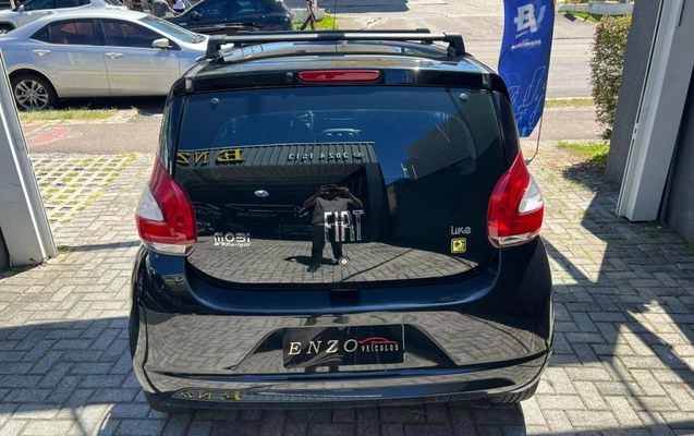 imagem-https://www.socarrao.com.br/sc-vehicle-images-prod/4375277/1792183631055-vehicle_image_1792183579_fec0687eeff4b6b445f82d1090dcf5de.jpeg