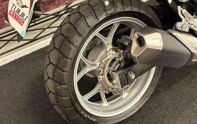 imagem-https://www.socarrao.com.br/sc-vehicle-images-prod/4375279/1792183709357-8554913_3_B_9c12a852b4.jpeg