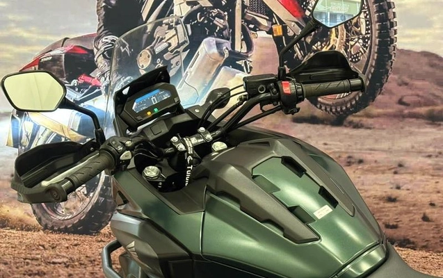 imagem-https://www.socarrao.com.br/sc-vehicle-images-prod/4375279/1792183709374-8554913_11_B_6b83ee8b93.jpeg