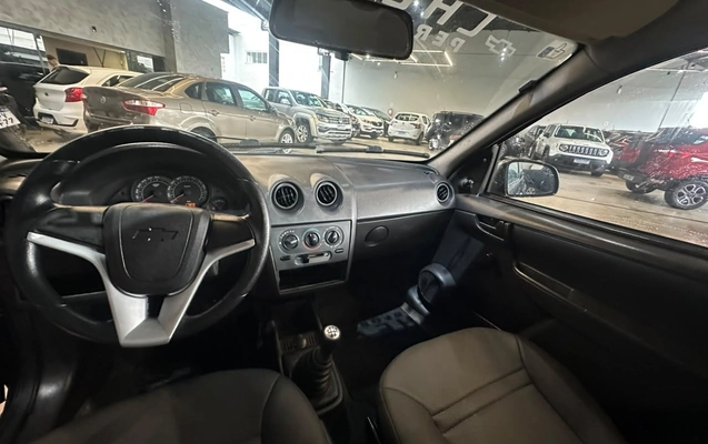 imagem-https://www.socarrao.com.br/sc-vehicle-images-prod/4375282/1792183669828-e597b04430984e2f8e274bc6e10b53ed_1792183610590.jpg