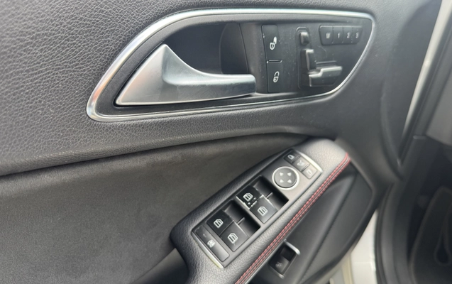 imagem-https://www.socarrao.com.br/sc-vehicle-images-prod/4375285/1792183687885-003_81ca2a16cbd62f797f29b9da17c0aac7.jpg