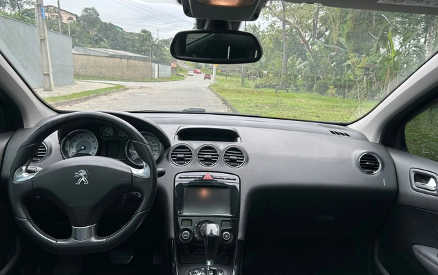 imagem-https://www.socarrao.com.br/sc-vehicle-images-prod/4375289/1792183719305-003_14e37ff30015f19efeaed17c1d4fddc6.jpg