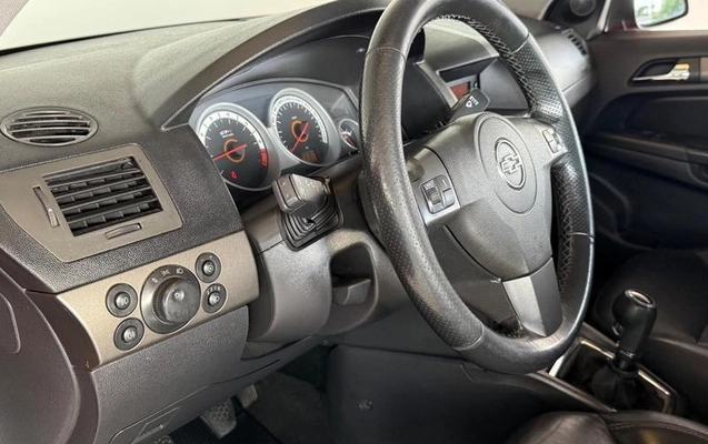 imagem-https://www.socarrao.com.br/sc-vehicle-images-prod/4375319/1792183991260-8572403_12_B_72f8863fa0.jpeg