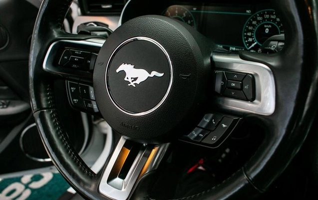 imagem-https://www.socarrao.com.br/sc-vehicle-images-prod/4375323/1792767130134-8579705_24_B_89a8f0adf2.jpeg