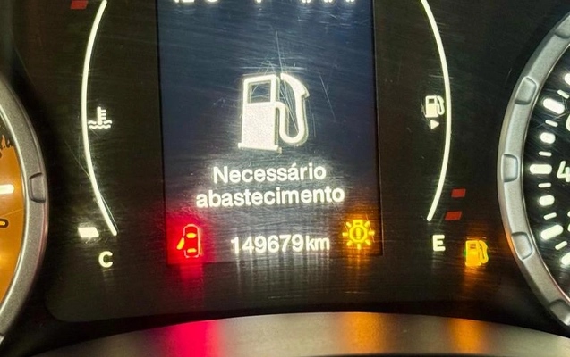 imagem-https://www.socarrao.com.br/sc-vehicle-images-prod/4375327/1792247262200-8306352_9_B_9a078f2497.jpeg