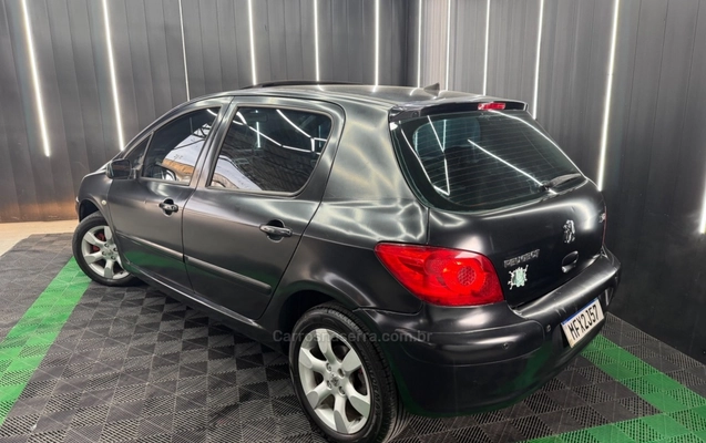 imagem-https://www.socarrao.com.br/sc-vehicle-images-prod/4375328/1792184141904-d2d7374eeda9745b1dedbbada9696c8c_big.jpeg