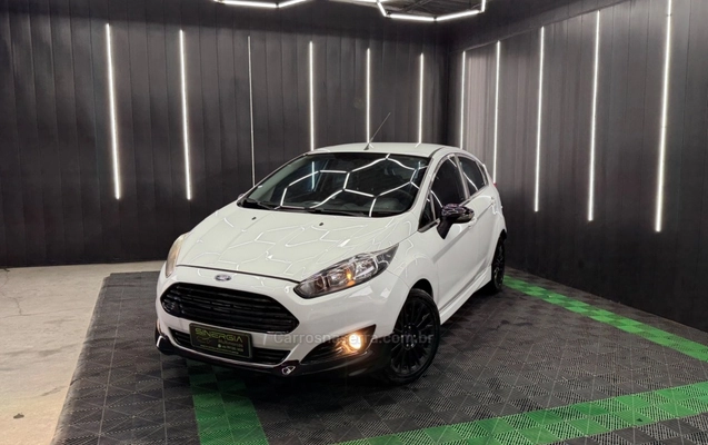 imagem-https://www.socarrao.com.br/sc-vehicle-images-prod/4375330/1792184166940-0177bd4675ee5a45c43c9d8ef356df7b_big.jpeg