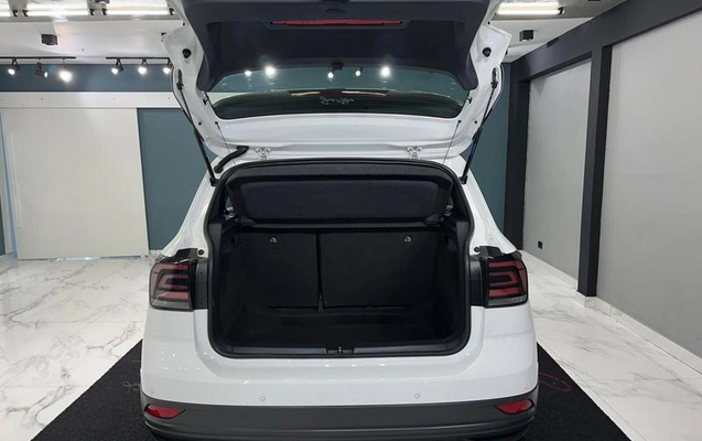 imagem-https://www.socarrao.com.br/sc-vehicle-images-prod/4375344/1792440777727-8335583_12_B_3cfe34bf2f.jpeg