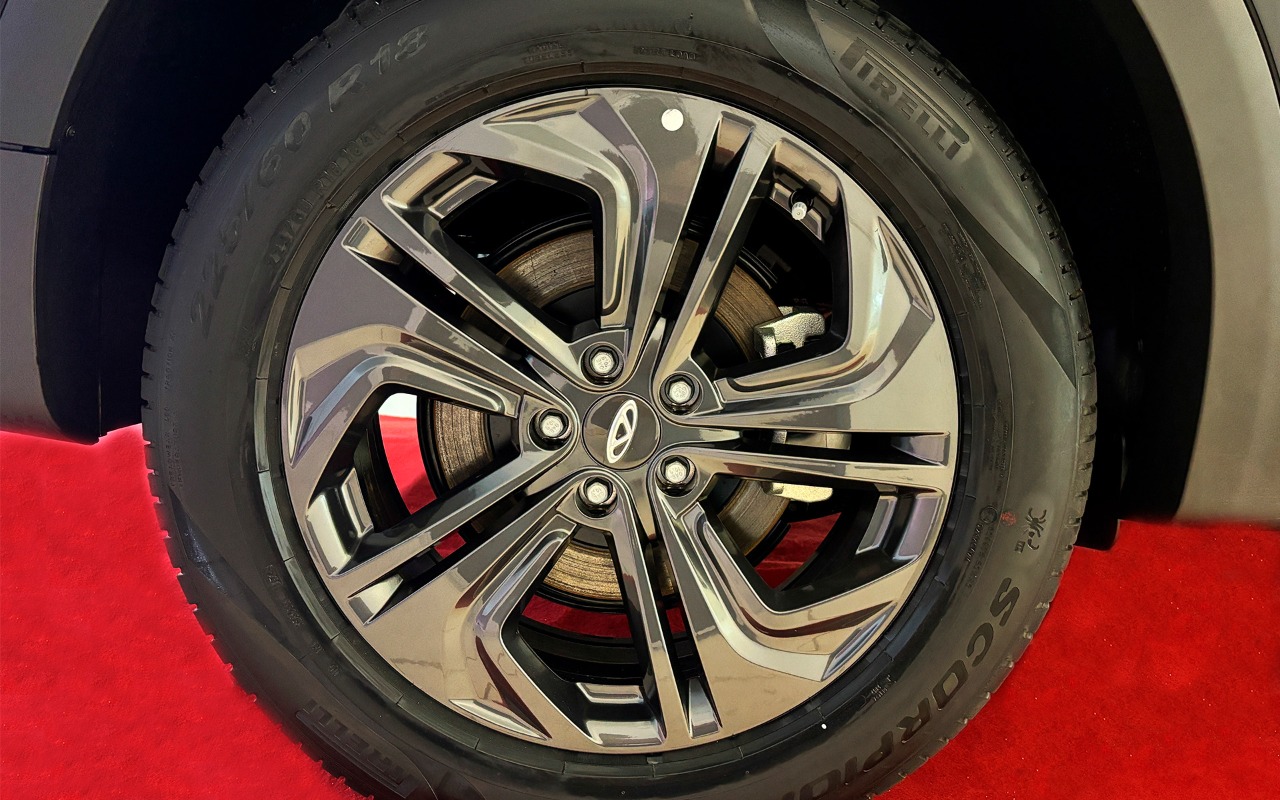 imagem-https://www.socarrao.com.br/sc-vehicle-images-prod/4375351/1792184319718-MDA5LmpwZw.jpg