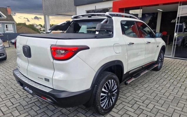 imagem-https://www.socarrao.com.br/sc-vehicle-images-prod/4375366/1792184366626-8579168_18_B_ed92dd8aa9.jpeg