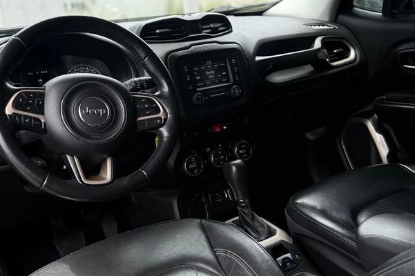 imagem-https://www.socarrao.com.br/sc-vehicle-images-prod/4375390/1792184464725-737591006